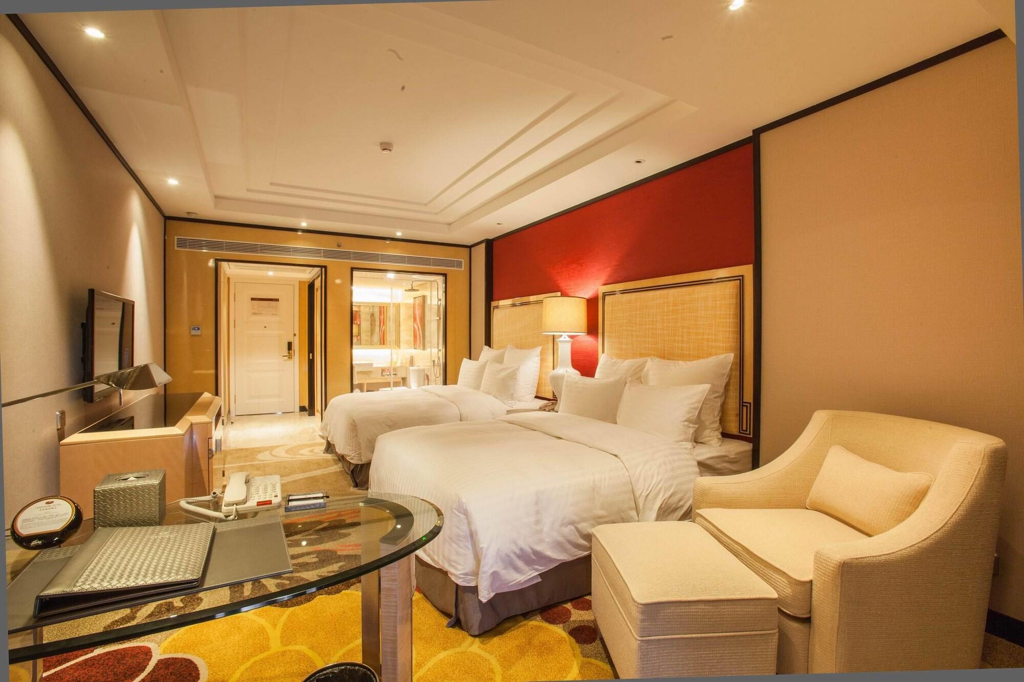 Nanning Landmark Hotel Экстерьер фото