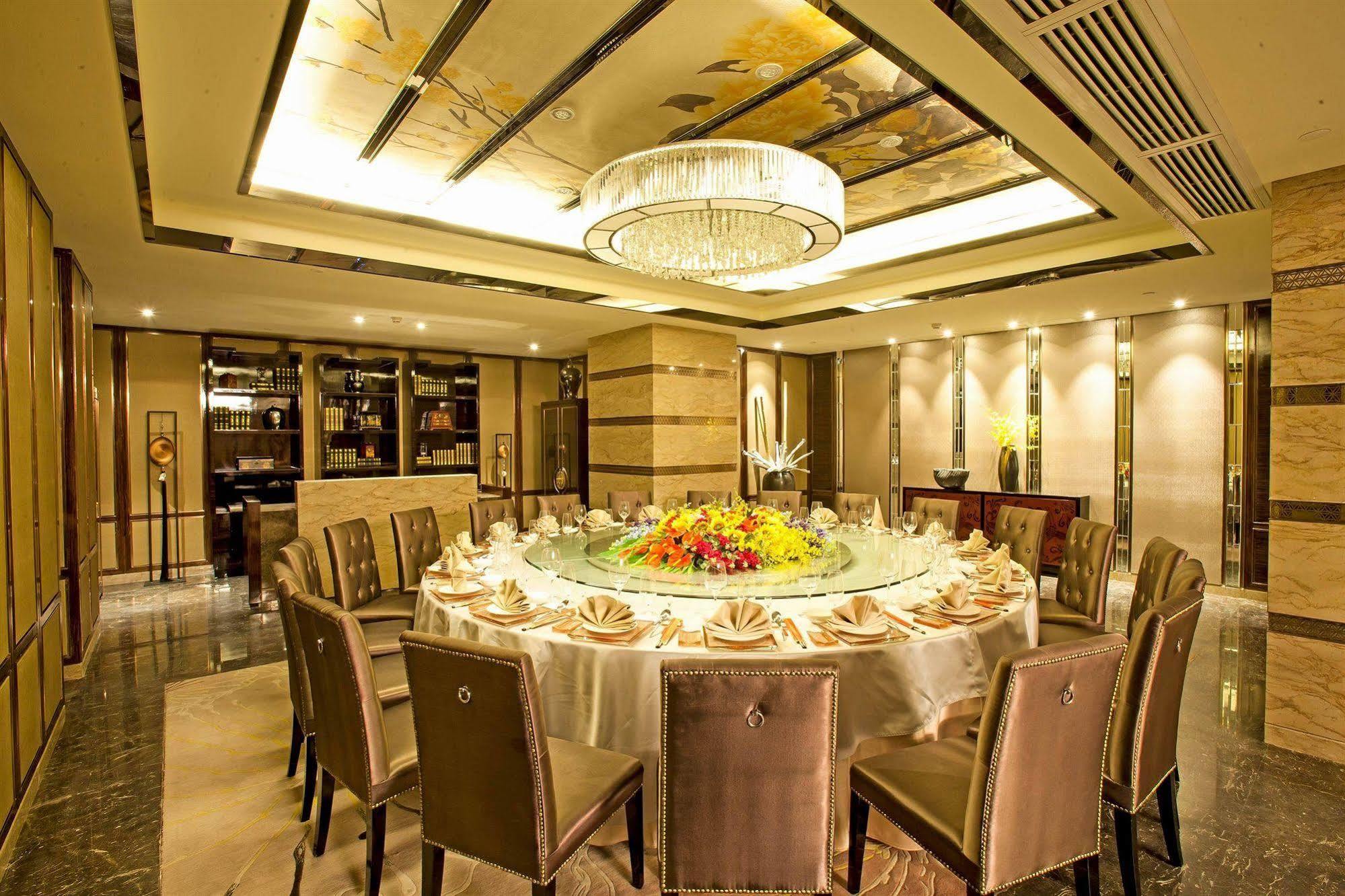 Nanning Landmark Hotel Экстерьер фото