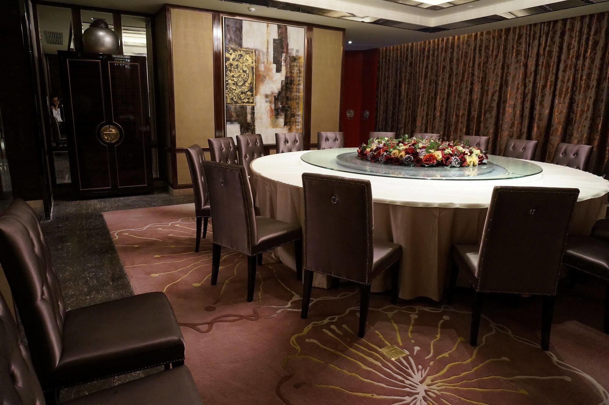 Nanning Landmark Hotel Экстерьер фото